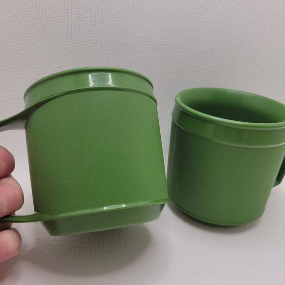 Camping Mugs Retro Melamine Plastic Travel Cup Set of 5 Vtg Alladin Deka Durable - Picture 6 of 12